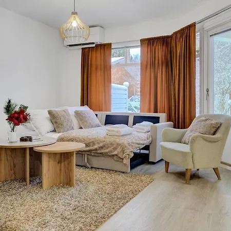 Arctic Hideaway - Sauna, Fireplace And Parking アパート ロヴァニエミ