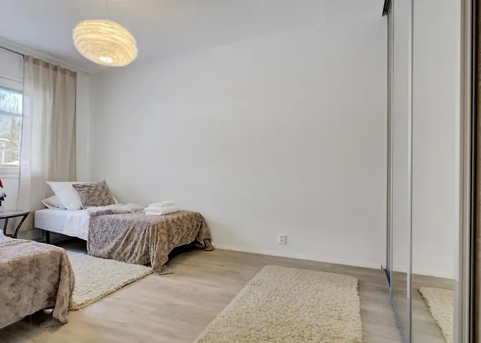 Arctic Hideaway - Sauna, Fireplace And Parking Rovaniemi